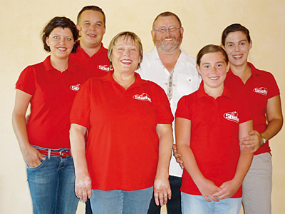 © Feneberg/Bio mit Gesicht Familienbild