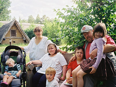 © Bio mit Gesicht Betriebsleiterehepaar mit Kindern